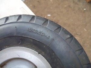 Tailwheel tire size