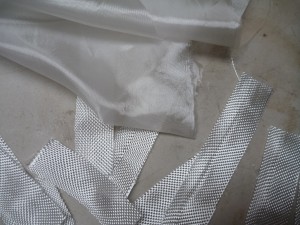 Coarse and fine fiberglass cloth